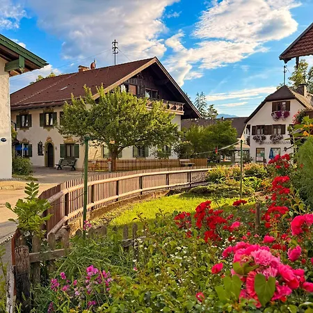 Appartement 2 Min Zum - Zum Schweizer Mit Balkon Oder Terrasse In Seehausen A Staffelsee