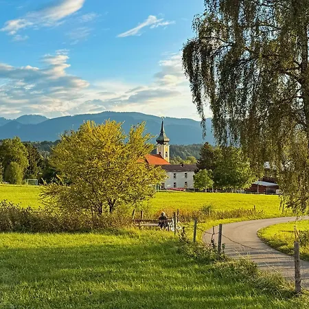 2 Min Zum - Zum Schweizer Mit Balkon Oder Terrasse In Seehausen A Staffelsee Appartement Seehausen am Staffelsee